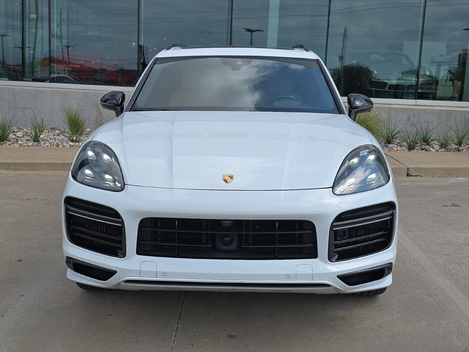 Used 2020 Porsche Cayenne Turbo AWD/4WD image 10