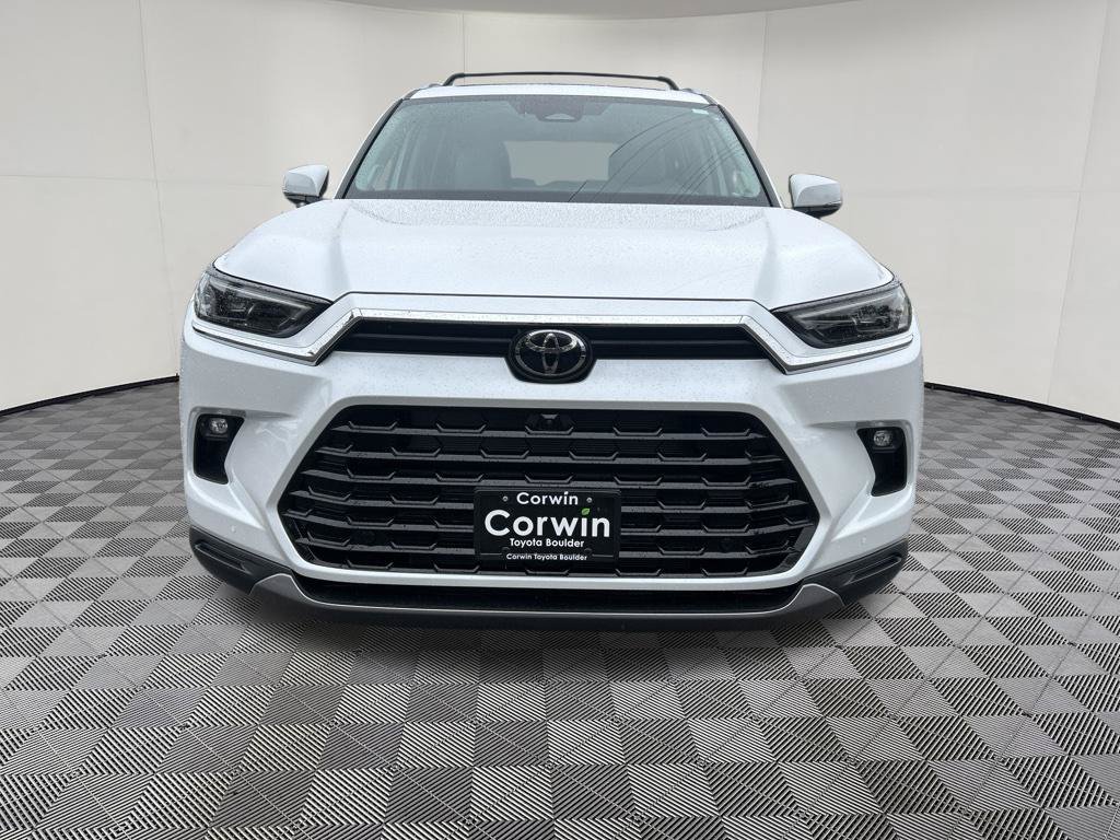 Used 2026 Toyota Grand Highlander AWD image 2