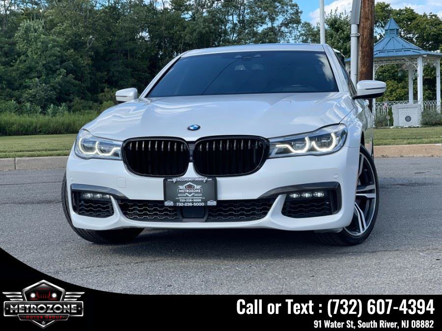Used 2019 BMW 750i RWD image 37