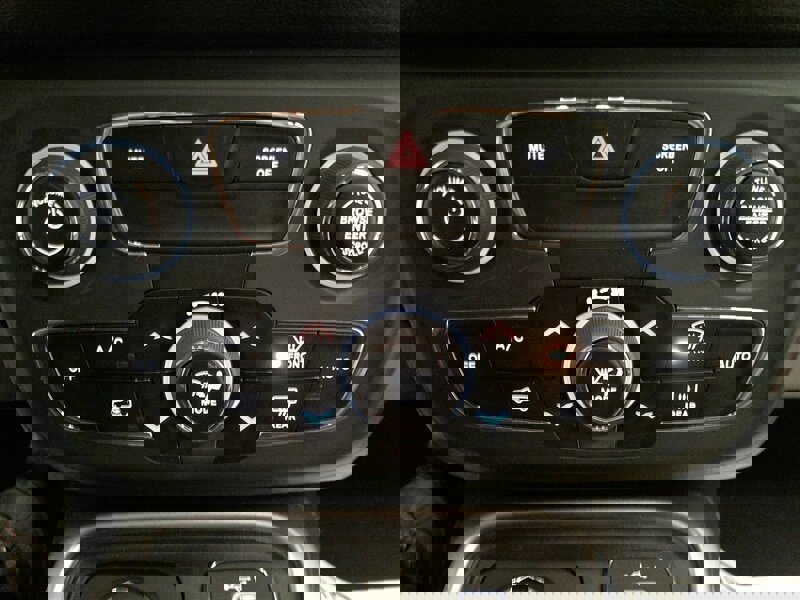 Used 2019 Jeep Compass Latitude image 17