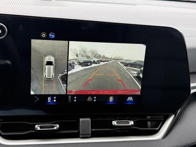 New 2026 Chevrolet Equinox LT w/ Convenience Package II AWD/4WD image 16
