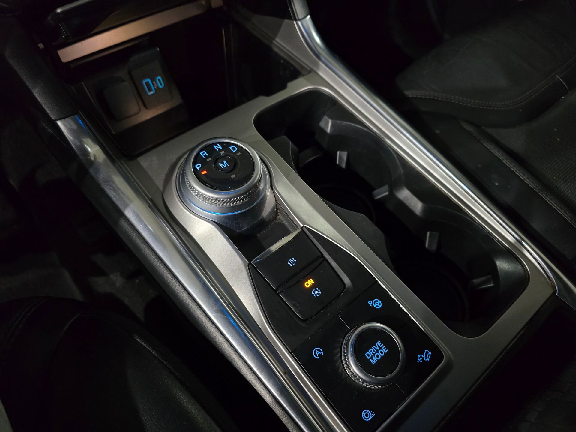 Used 2020 Ford Explorer Platinum w/ Premium Technology Package image 33