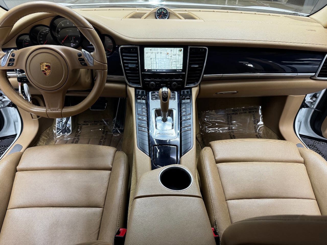 Used 2015 Porsche Panamera 4 image 38