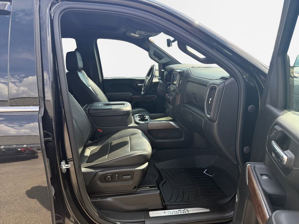 Used 2022 Chevrolet Silverado 2500 High Country w/ Z71 Off-Road Package AWD/4WD image 26