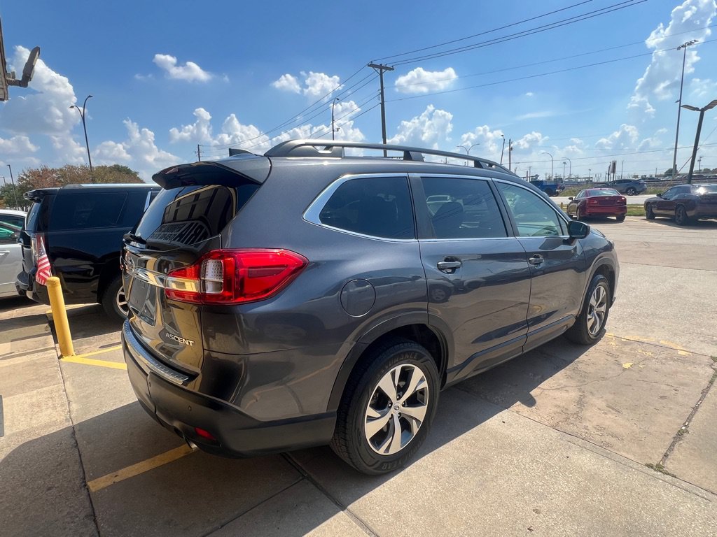 Used 2022 Subaru Ascent Premium w/ Convenience Package AWD/4WD image 6