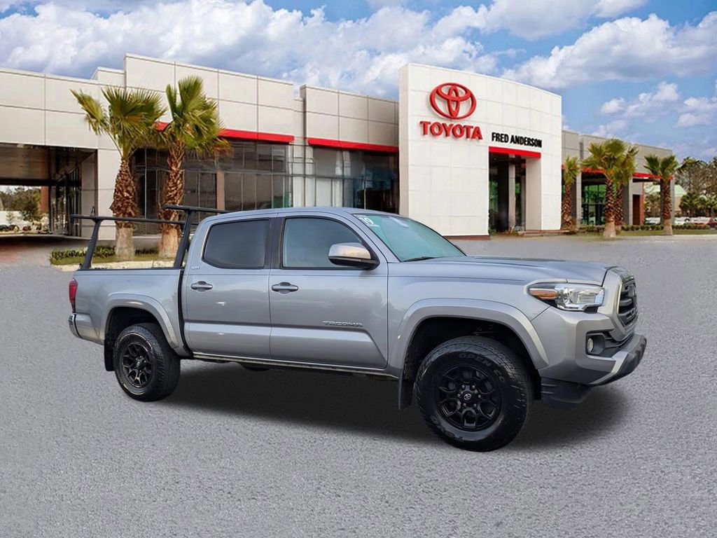 Used 2019 Toyota Tacoma SR5 RWD image 2