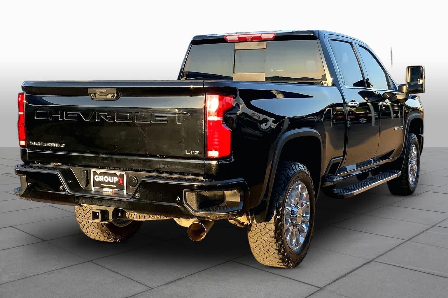 Used 2025 Chevrolet Silverado 2500 LTZ w/ Z71 Chrome Sport Edition AWD/4WD image 13