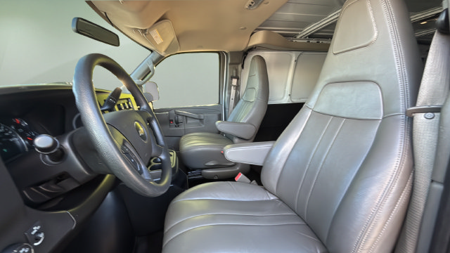 Used 2025 Chevrolet Express 2500 w/ Driver Convenience Package RWD image 23