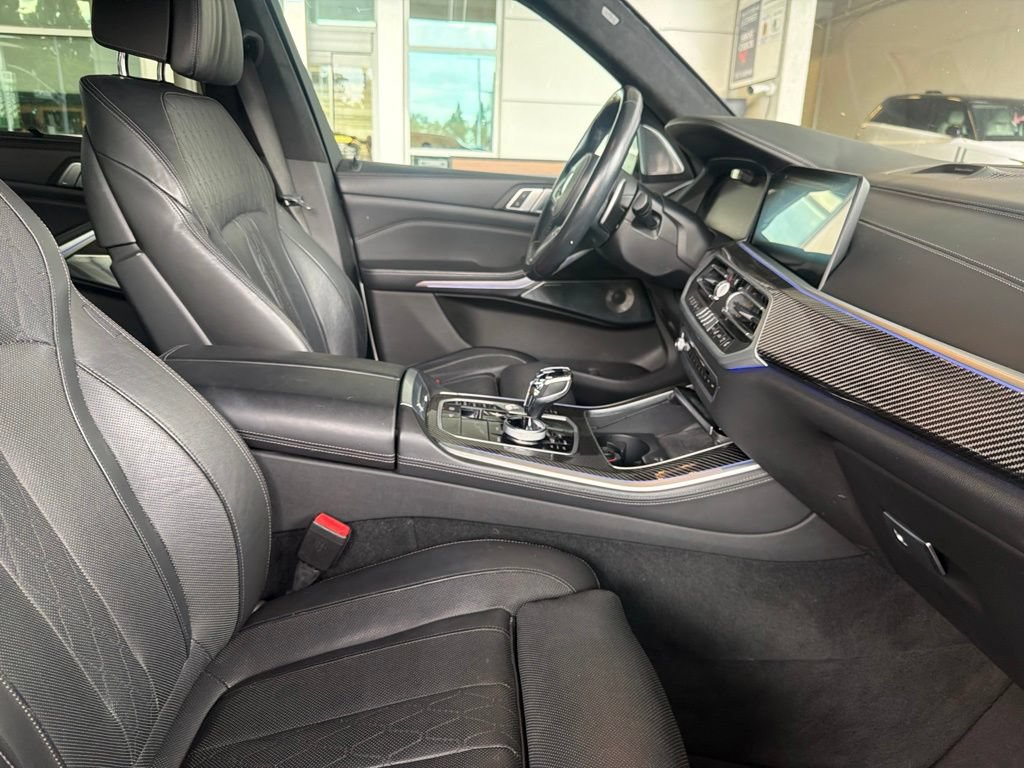 Used 2021 BMW X5 M50i w/ Executive Package AWD/4WD image 3