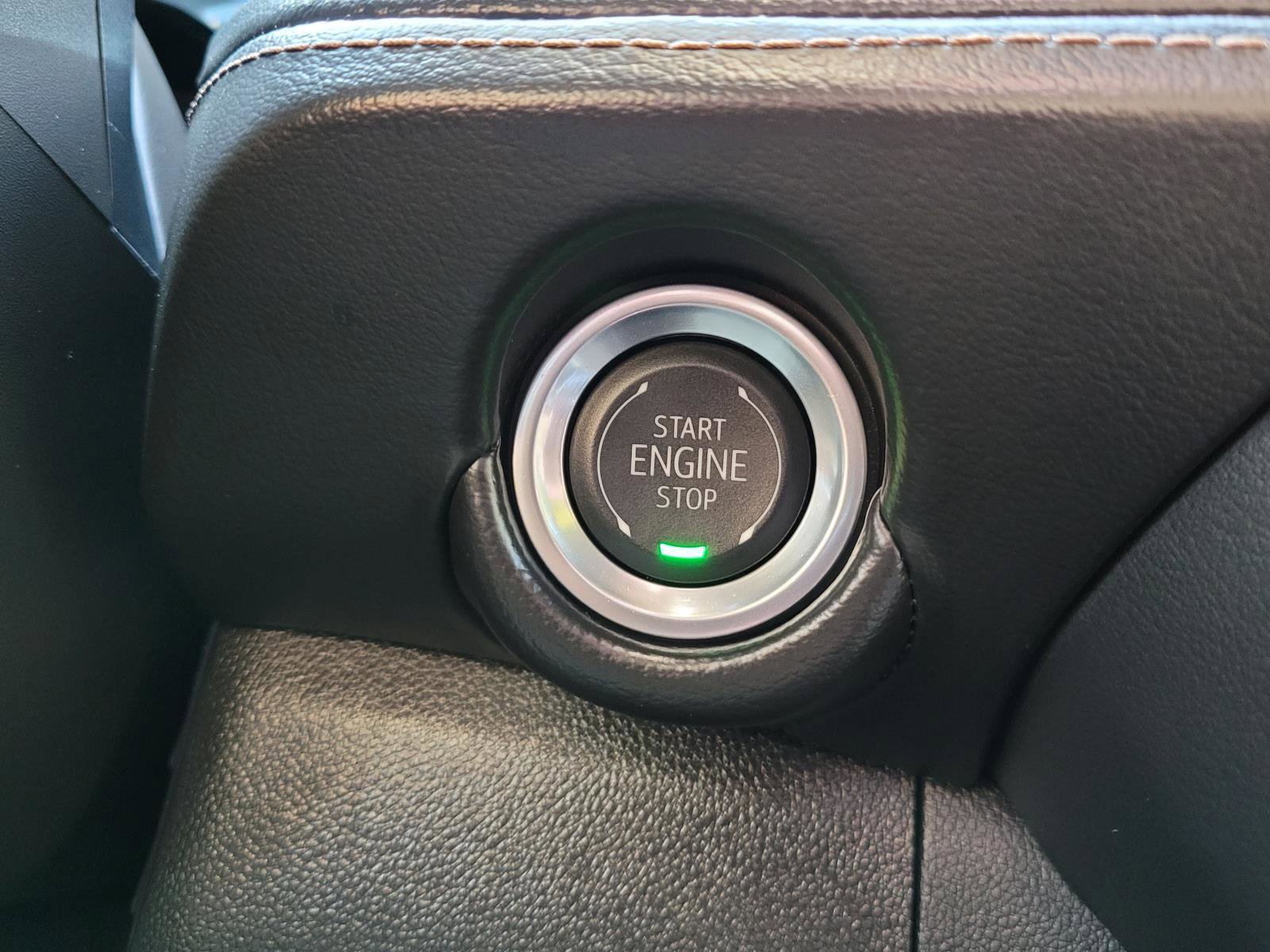 Used 2025 Chevrolet Tahoe High Country AWD/4WD image 29