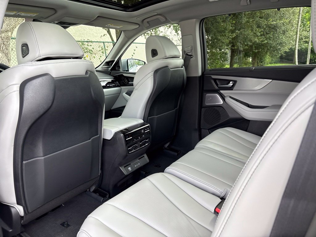 New 2026 Acura MDX w/ Technology Package FWD image 20