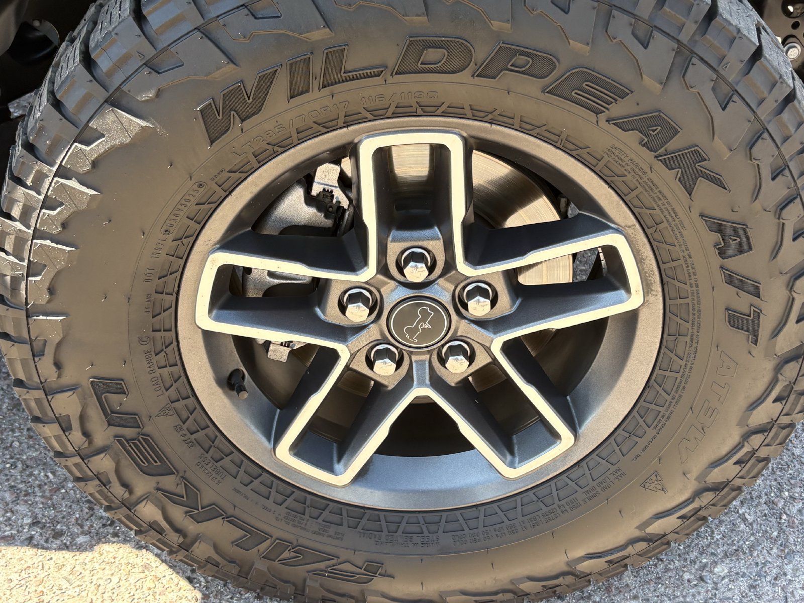 Used 2026 Jeep Gladiator Mojave AWD/4WD image 11