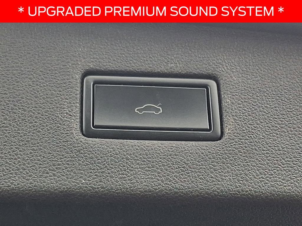 Used 2019 Volkswagen Tiguan SEL image 31