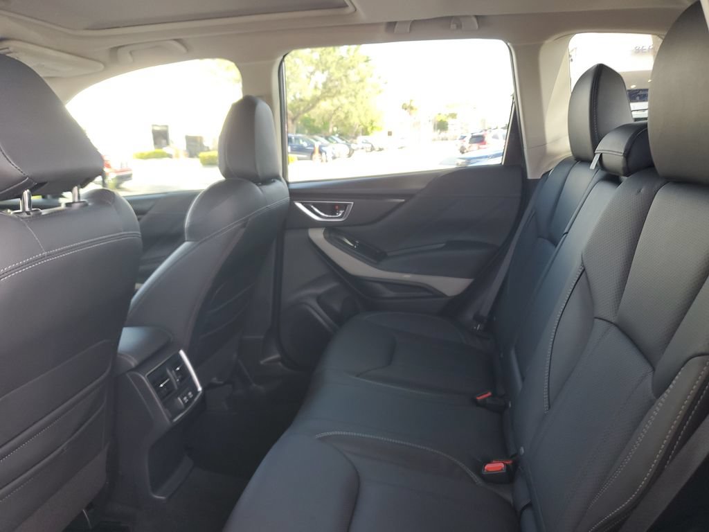Used 2024 Subaru Forester Limited AWD/4WD image 14