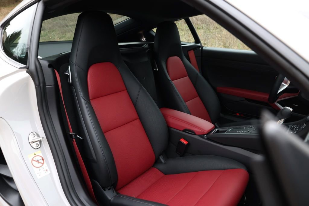 Used 2025 Porsche 718 Cayman image 7