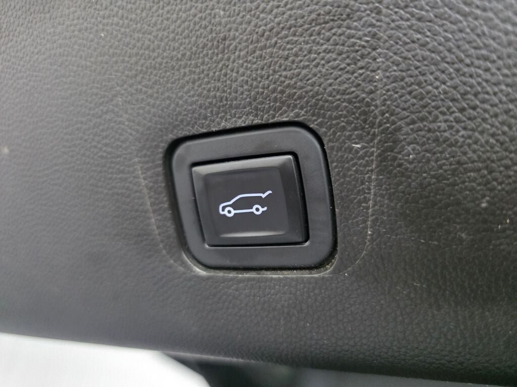 Used 2019 Chevrolet Traverse LT AWD/4WD image 20