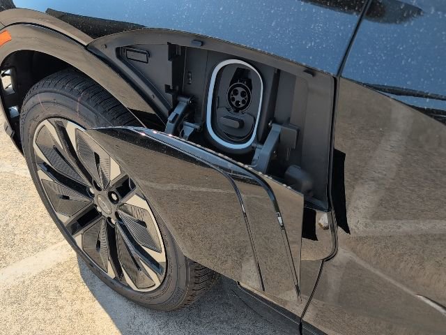 New 2026 Chevrolet Blazer EV RS w/ Super Cruise Package image 4