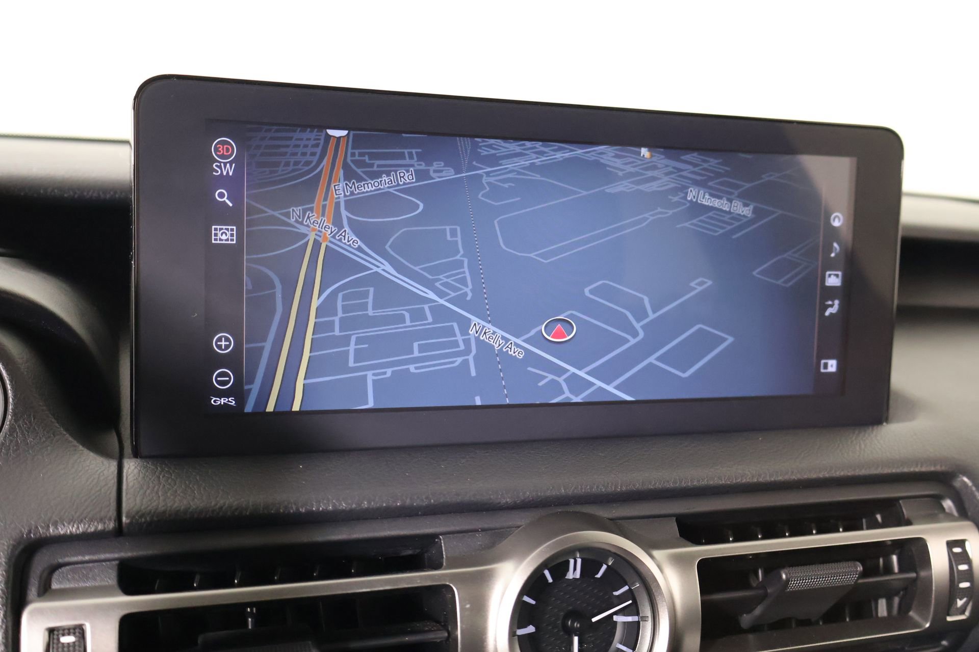 Used 2021 Lexus IS 350 F Sport w/ Dynamic Handling Package AWD/4WD image 7