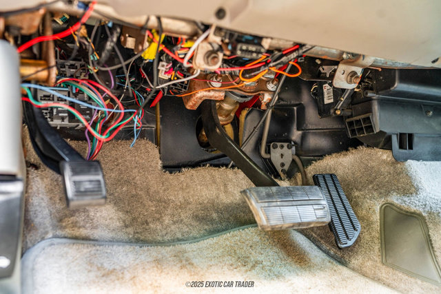 Used 1999 Chevrolet Tahoe LS image 35