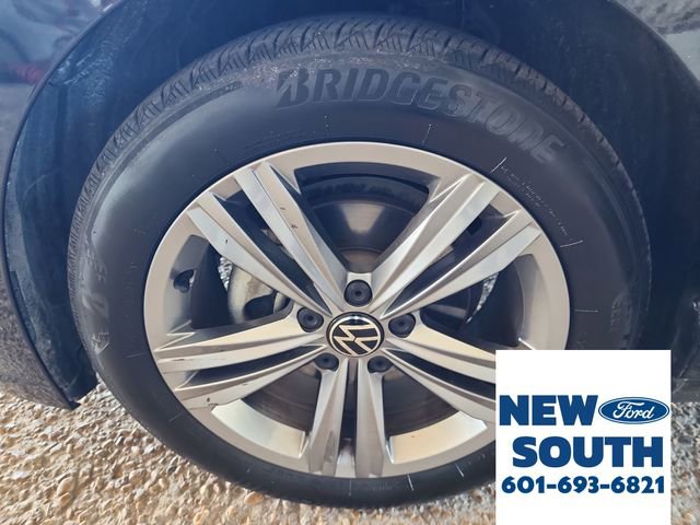 Used 2024 Volkswagen Jetta SE image 31