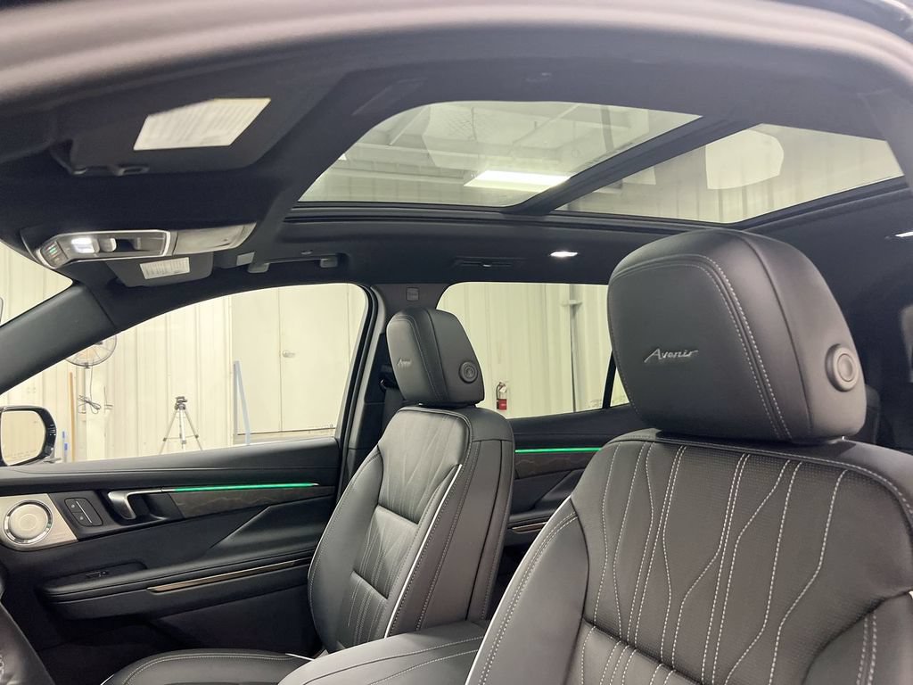 New 2026 Buick Enclave Avenir w/ Super Cruise Package AWD/4WD image 20