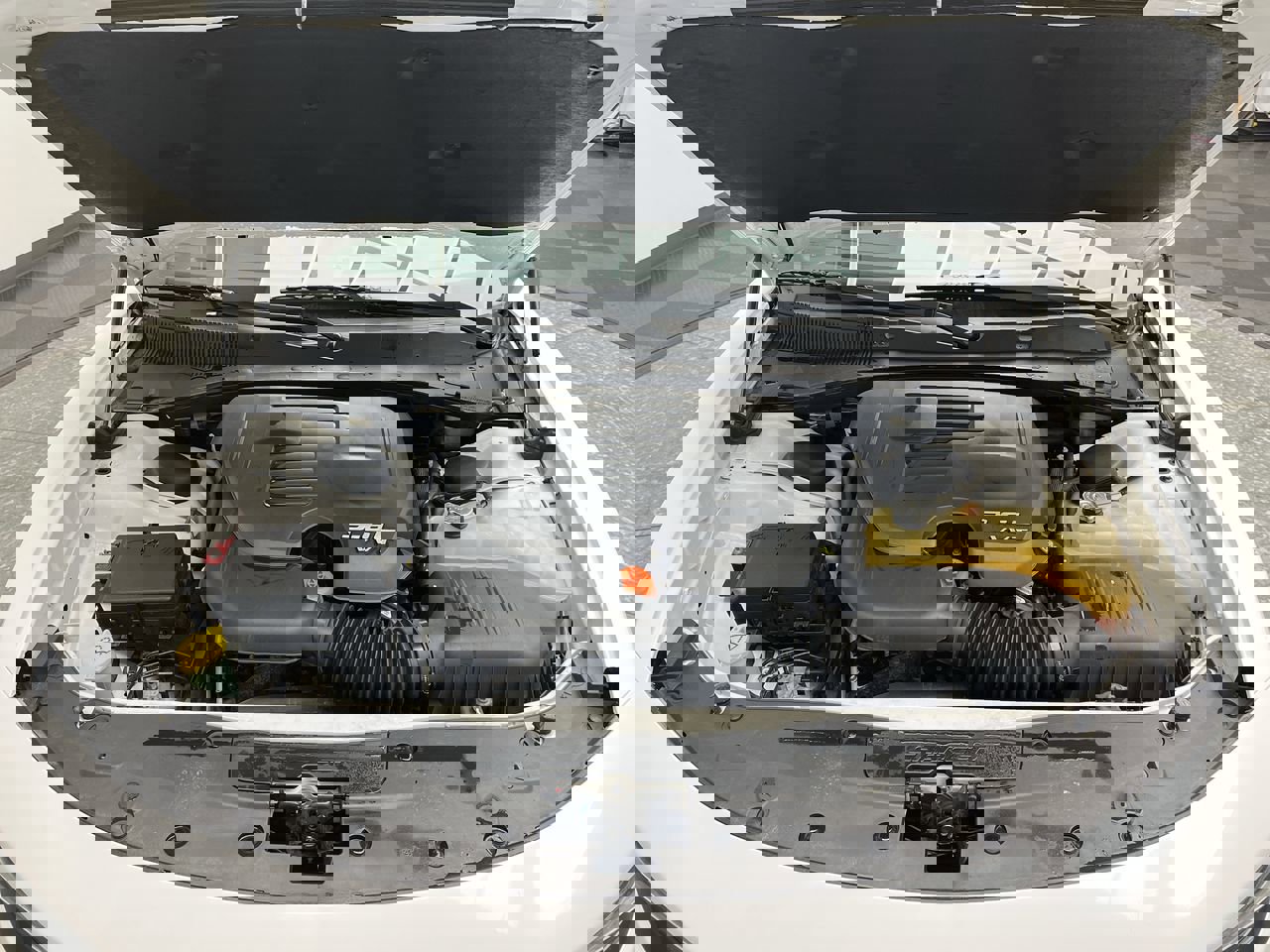 Used 2015 Dodge Charger SXT w/ AWD Plus Group image 25