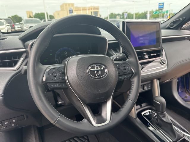 Used 2024 Toyota Corolla Cross AWD Hybrid w/ Convenience Package image 31