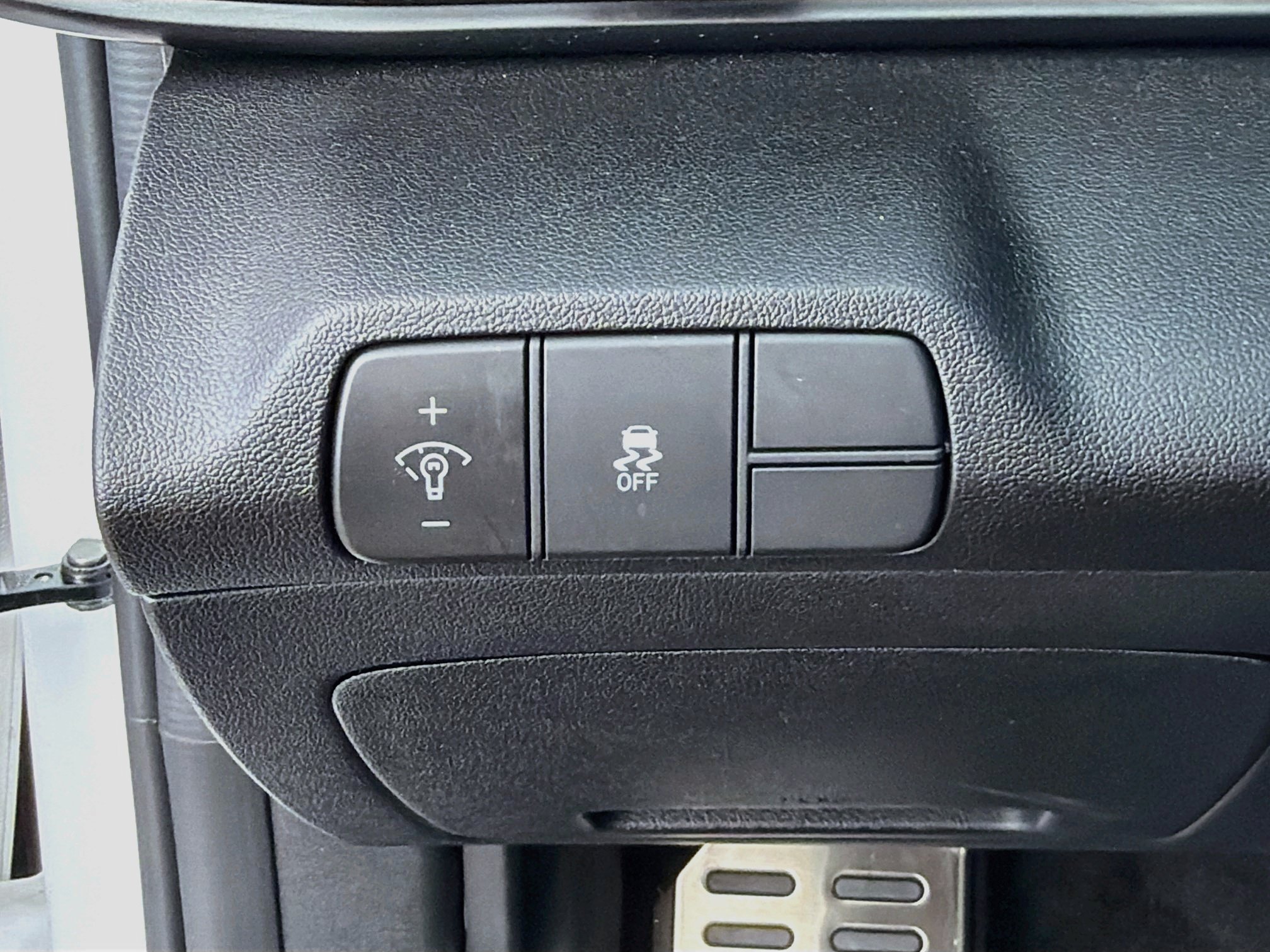 Used 2025 Hyundai Elantra Sport FWD image 31
