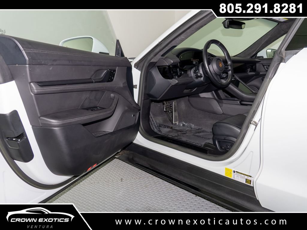 Used 2024 Porsche Taycan GTS image 53