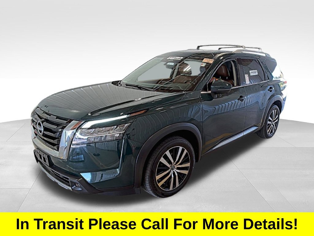 Used 2023 Nissan Pathfinder Platinum AWD/4WD image 3