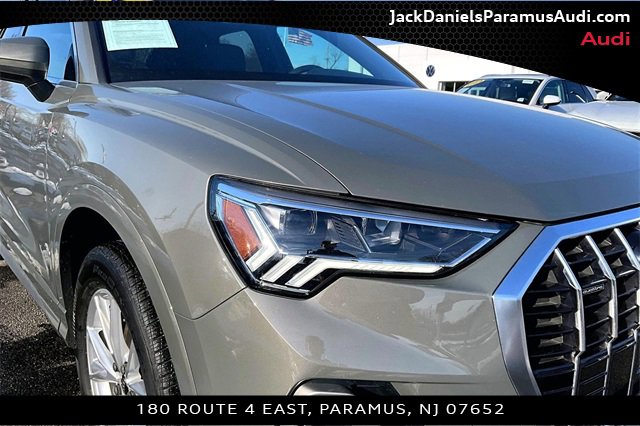 Used 2023 Audi Q3 2.0T Premium w/ Convenience Package image 21