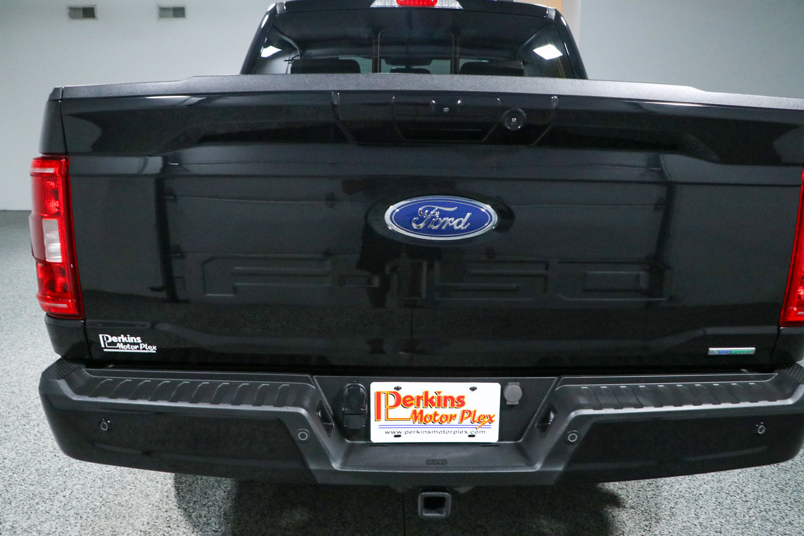 Used 2023 Ford F150 XLT w/ Equipment Group 302A High AWD/4WD image 8