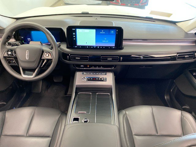 New 2026 Lincoln Aviator AWD w/ Jet Appearance Package image 11