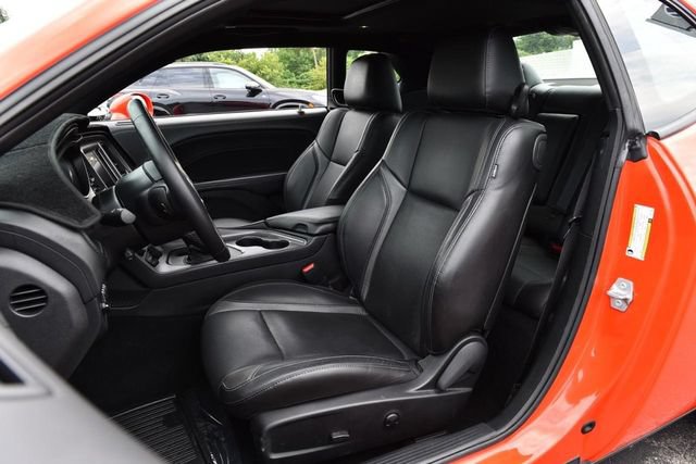 Used 2023 Dodge Challenger SXT w/ Plus Package RWD image 20