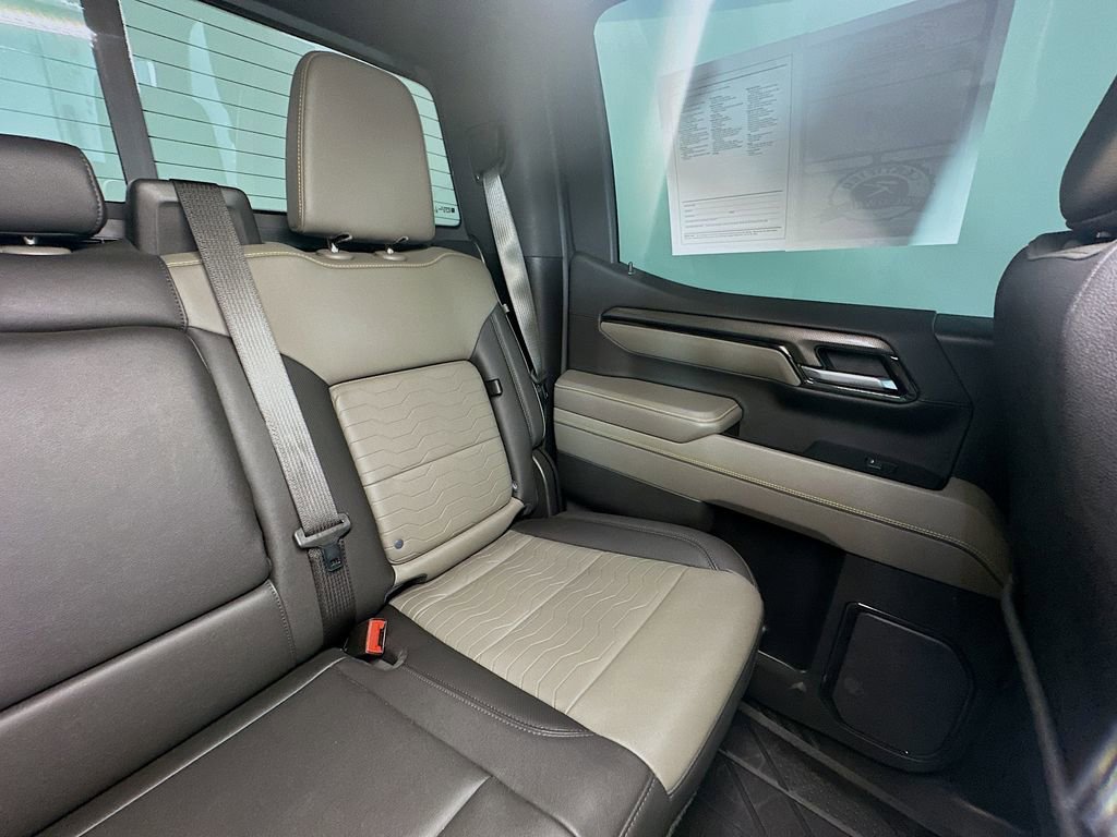 Used 2025 Chevrolet Silverado 1500 ZR2 w/ Technology Package image 14