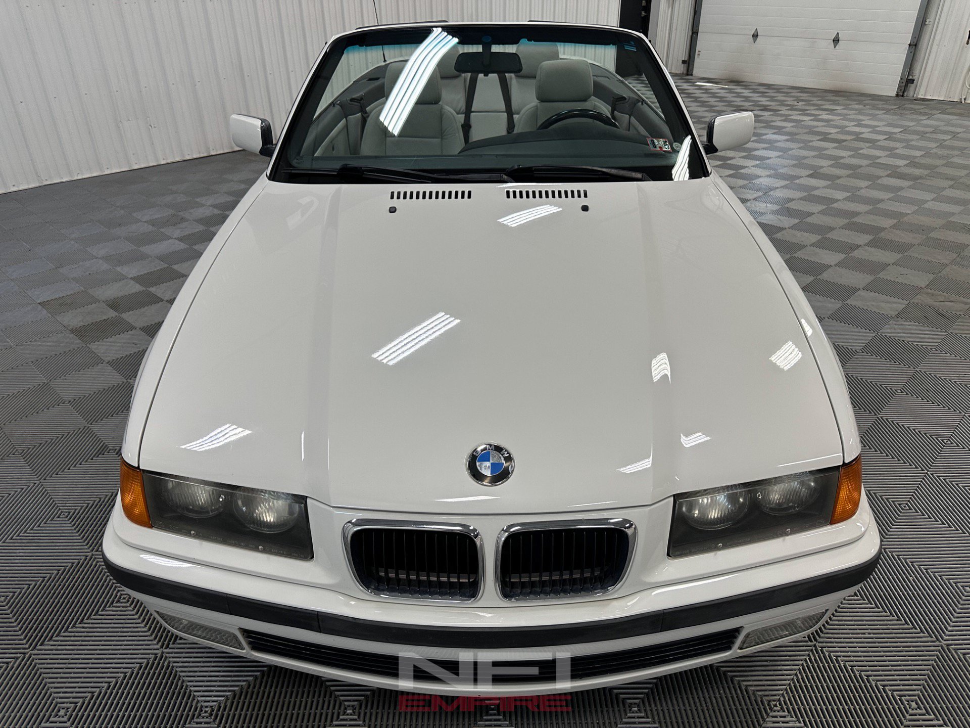 Used 1999 BMW 323i Convertible RWD image 7