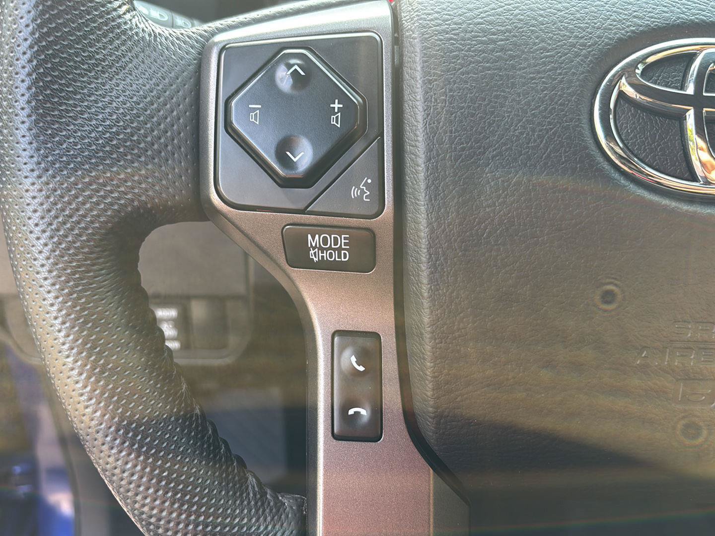 Used 2023 Toyota Tacoma TRD Sport w/ Black Out Package (TMS) AWD/4WD image 29