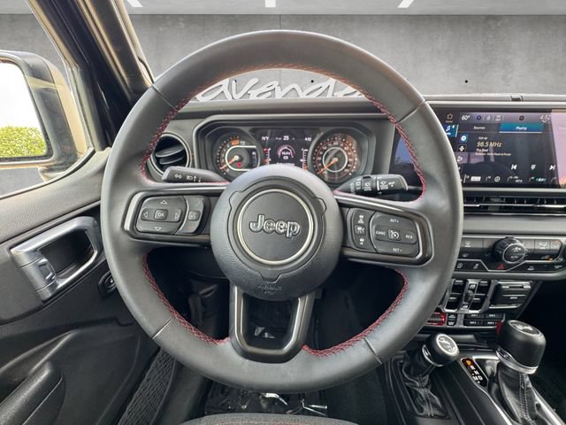 Used 2024 Jeep Wrangler Unlimited Rubicon AWD/4WD image 21