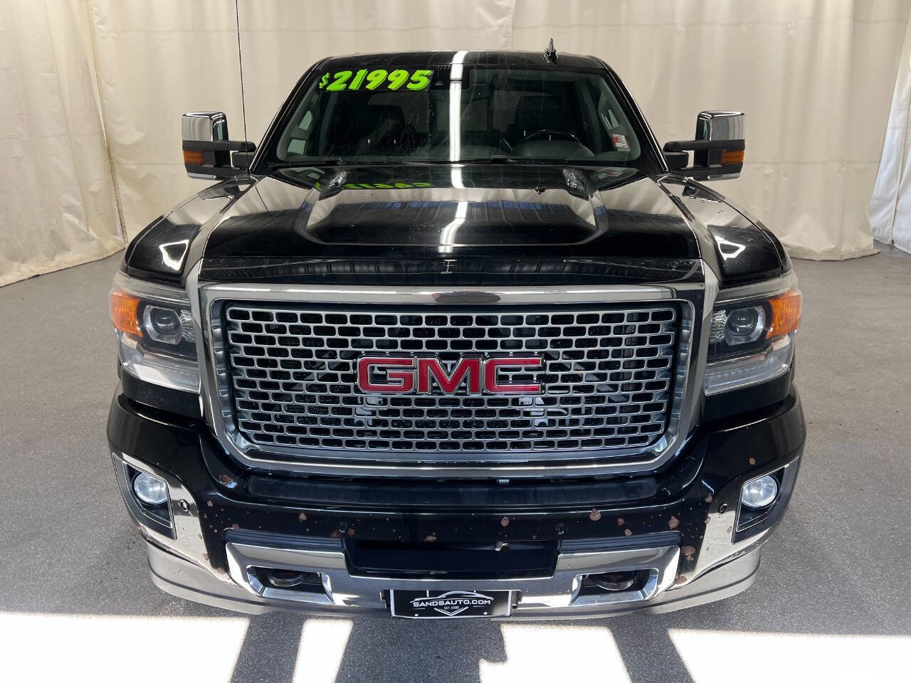 Used 2015 GMC Sierra 3500 Denali w/ Duramax Plus Package AWD/4WD image 2