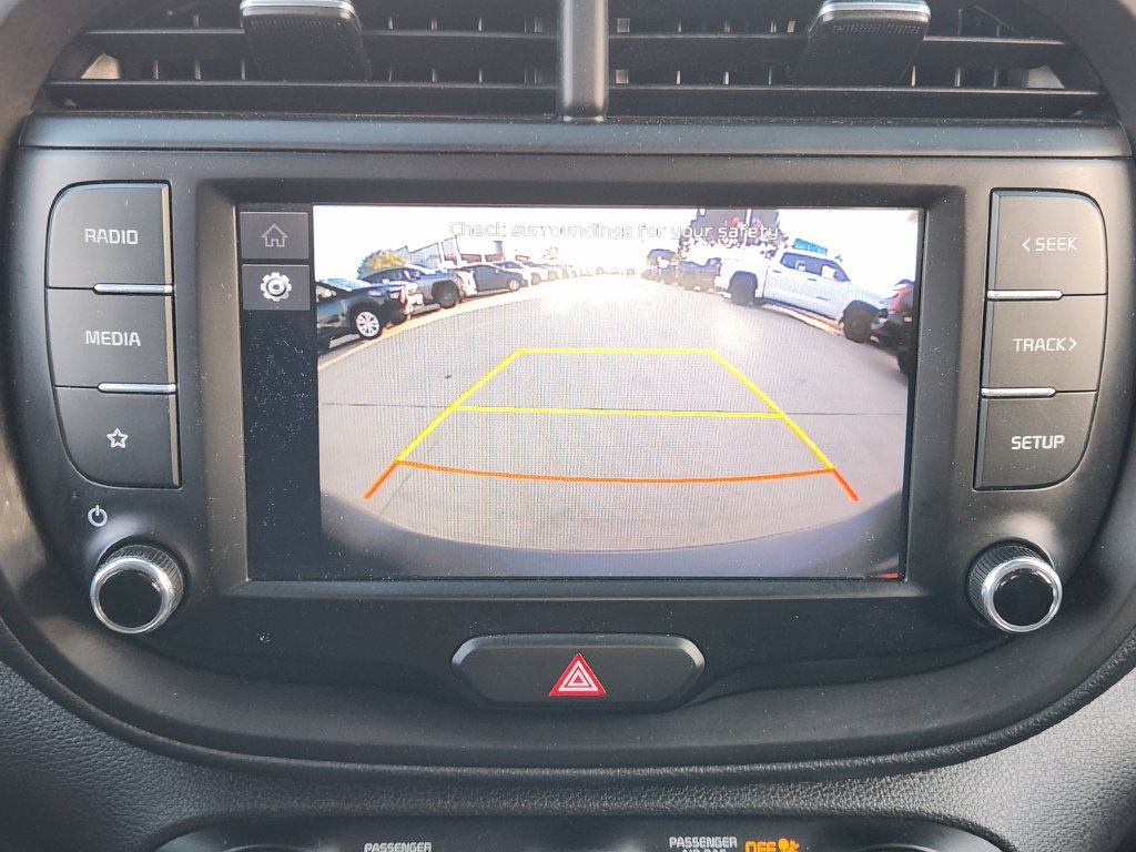 Used 2022 Kia Soul LX w/ Technology Package FWD image 16