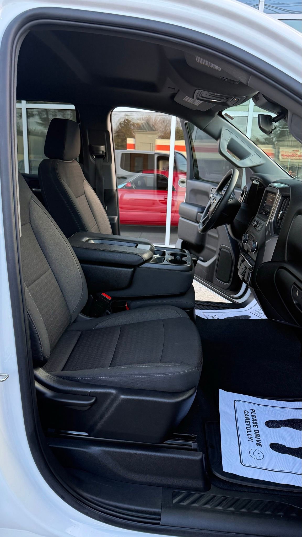 Used 2023 Chevrolet Silverado 1500 Custom image 17