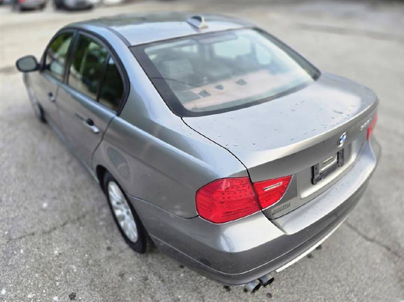 Used 2009 BMW 328i Sedan RWD image 6