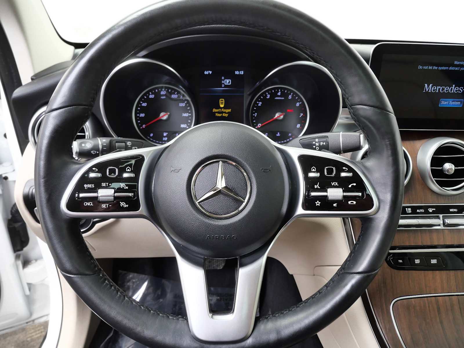 Used 2022 Mercedes-Benz GLC 300 4MATIC image 25