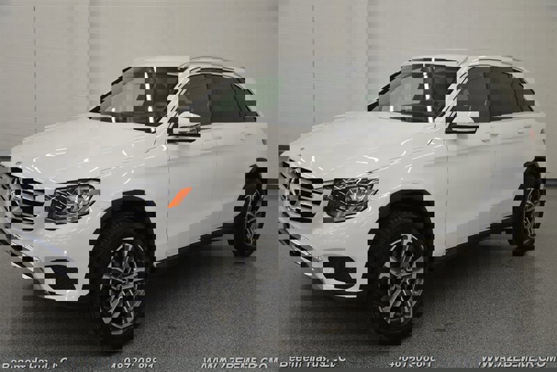 Used 2019 Mercedes-Benz GLC 300 image 3