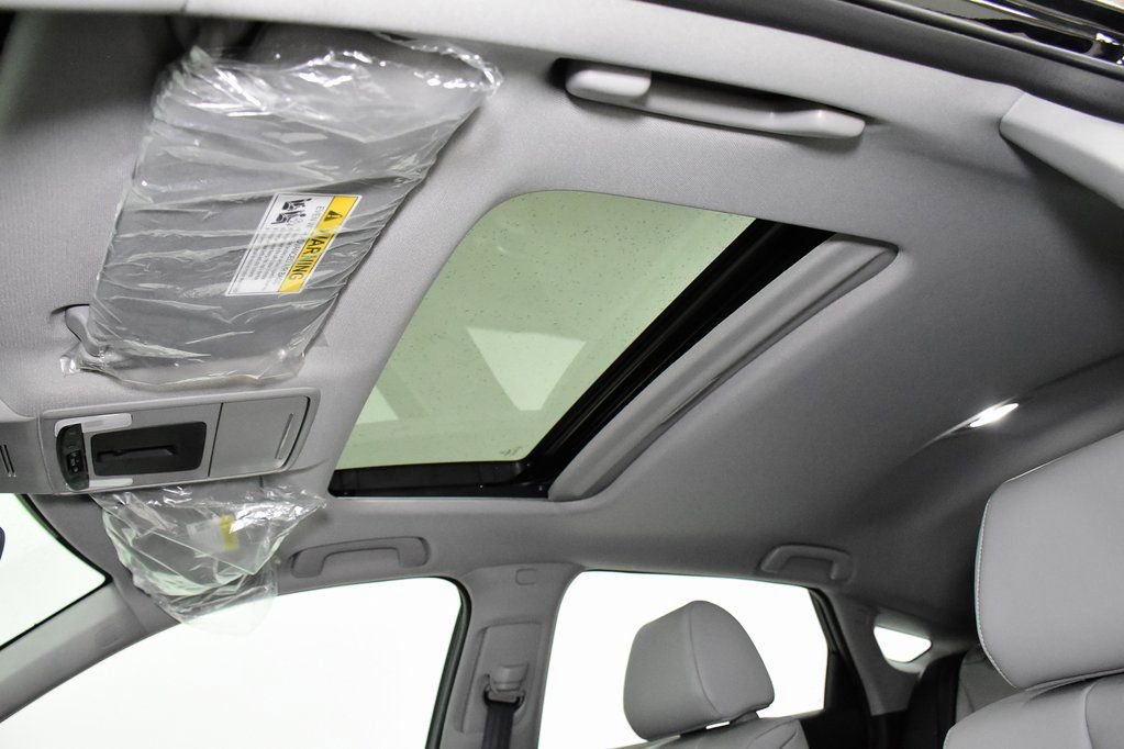 Used 2025 Acura Integra FWD image 10