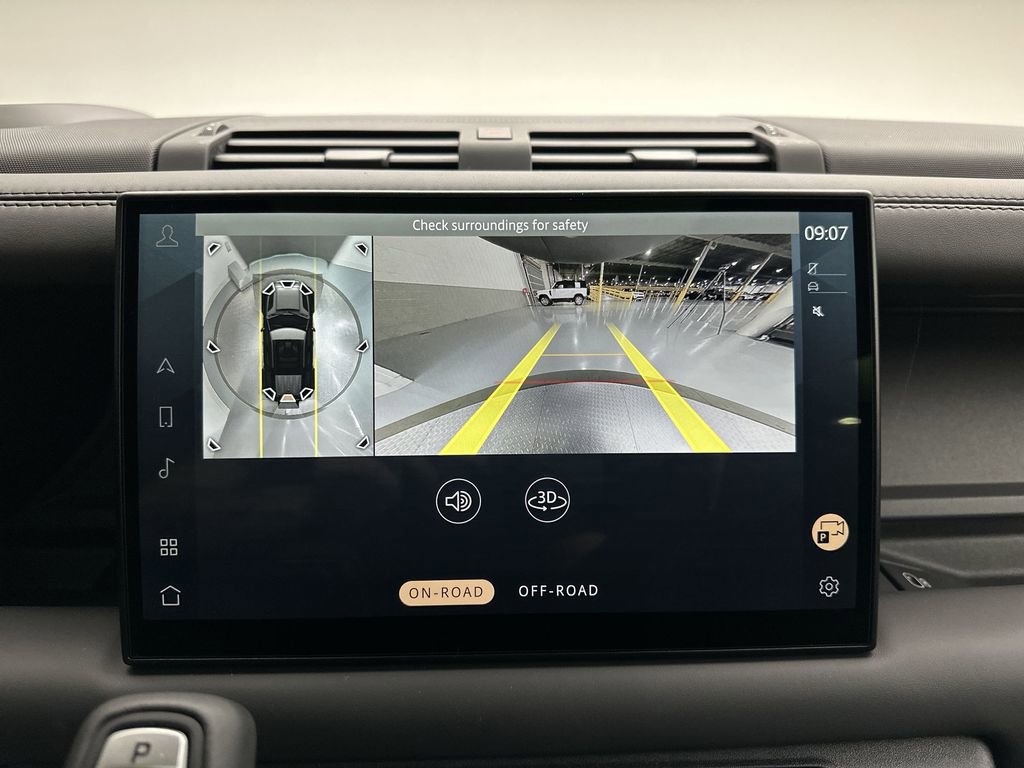 Used 2024 Land Rover Defender 110 X image 21