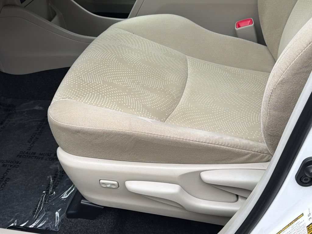 Used 2013 Toyota Prius V Three FWD image 16