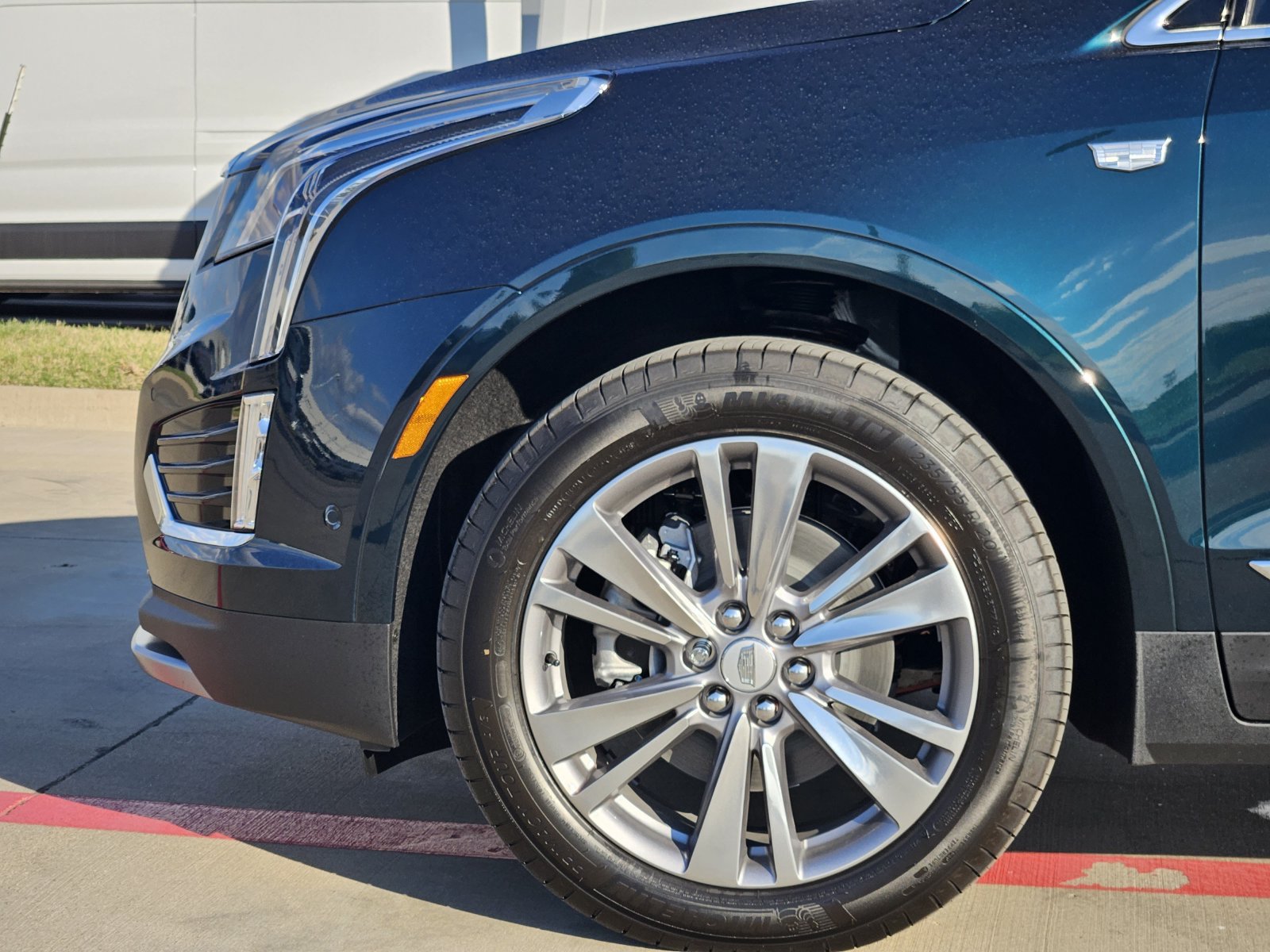 New 2026 Cadillac XT5 Premium Luxury w/ Driver Assist Package FWD image 11