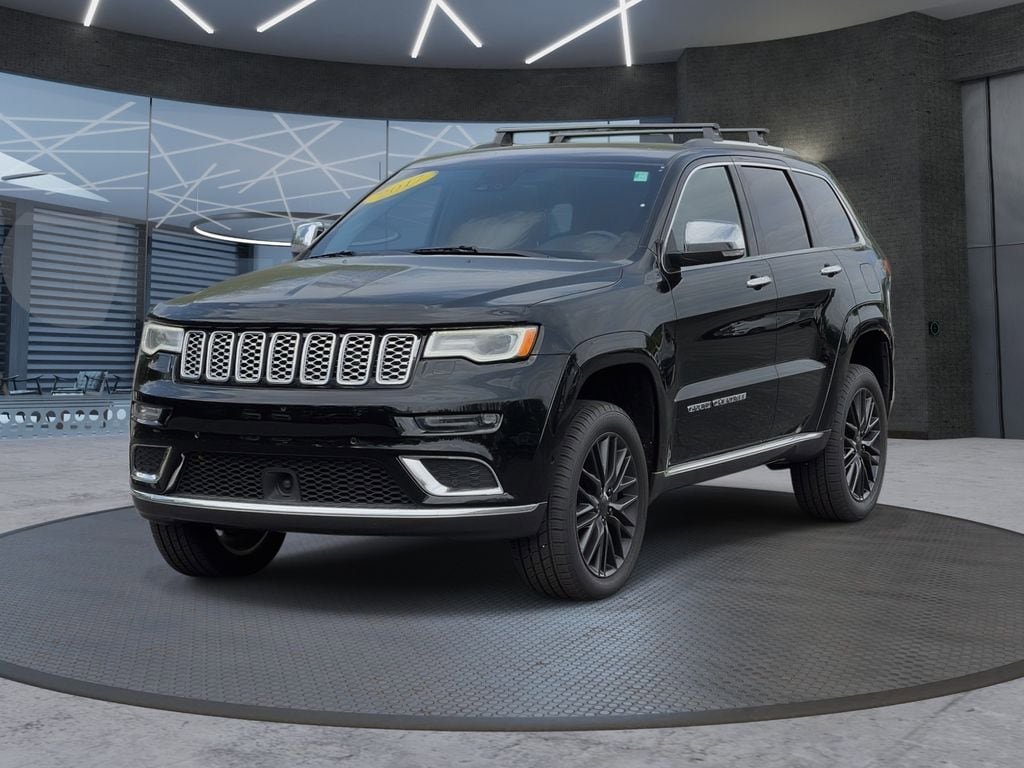 Used 2017 Jeep Grand Cherokee Summit AWD/4WD image 2