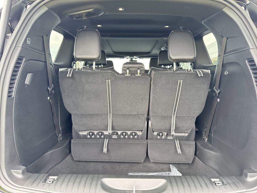 New 2027 Chrysler Pacifica Limited AWD/4WD image 25